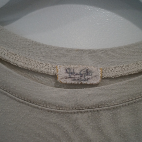 Brandy Melville skull t-shirt - Picture 4 of 4